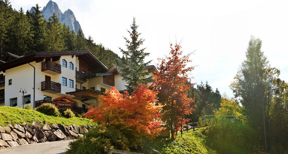 Hotel Terme Antico Bagno Pozza di Fassa Ngoại thất bức ảnh